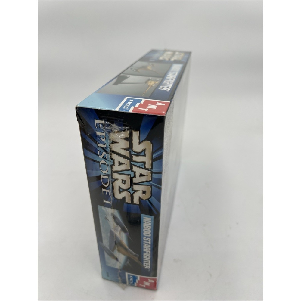 AMT 30130 Model Kit -Yellow - Picture 3 of 6